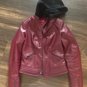 GUESS faux leather jacket - rust red s